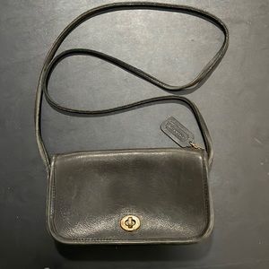 Vintage Coach Dinky bag